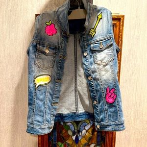 Made in Italy vest for girls.
